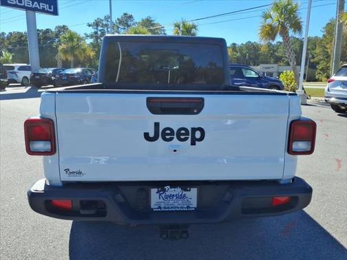 2024 Jeep Gladiator Sport S