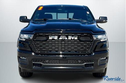 2025 RAM 1500 Big Horn Crew Cab 4x4 64' Box