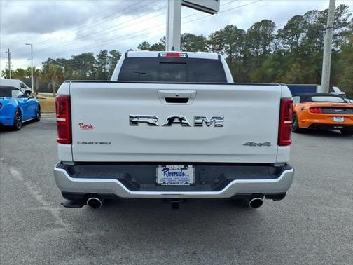2025 RAM 1500 Limited Crew Cab 4x4 57' Box