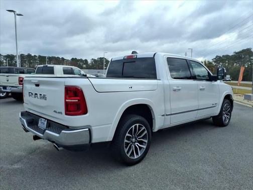 2025 RAM 1500 Limited Crew Cab 4x4 57' Box
