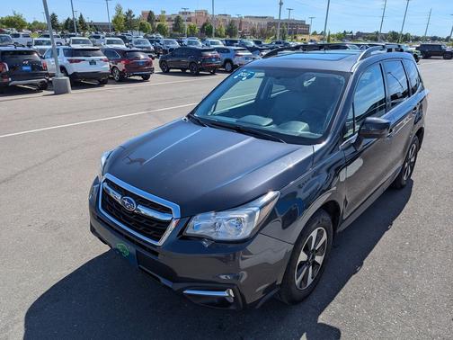 Dark Gray Metallic 2017 Subaru Forester 2.5i Limited
