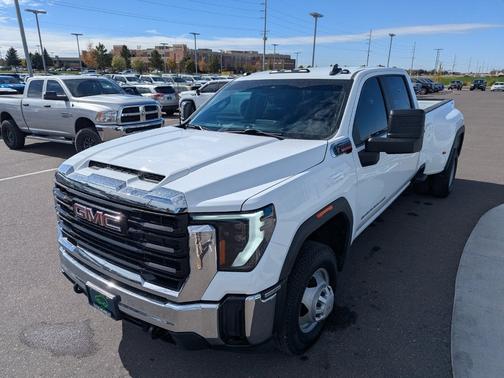 Summit White 2024 GMC Sierra 3500 Pro DRW