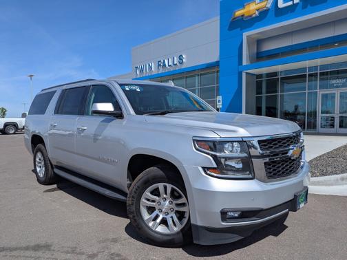Silver Ice Metallic 2020 Chevrolet Suburban LT