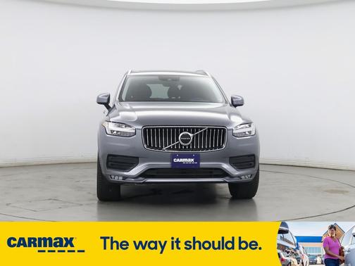2020 Volvo XC90 T5 Momentum