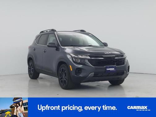 Gray 2024 Kia Seltos X-Line