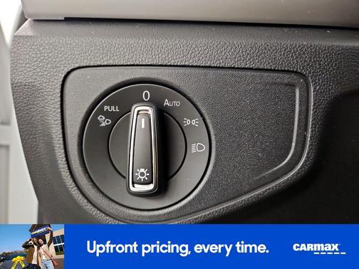 2022 Volkswagen Atlas Cross Sport SE w/Tech