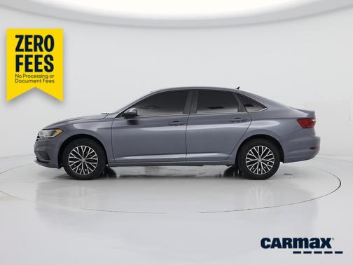 Gray 2020 Volkswagen Jetta SE