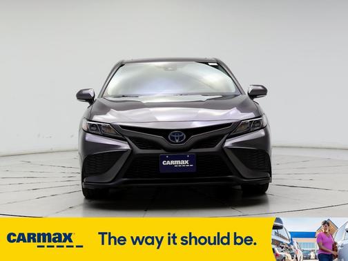 2024 Toyota Camry Hybrid SE