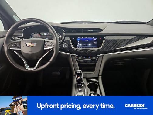 2025 Cadillac XT6 Premium Luxury