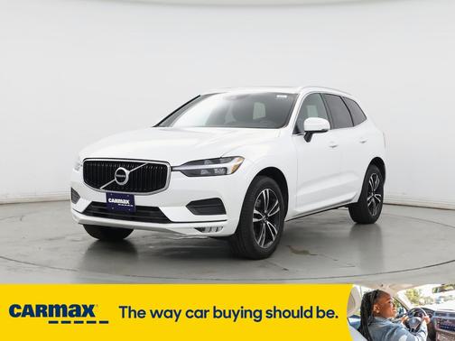 2021 Volvo XC60 T5 Momentum