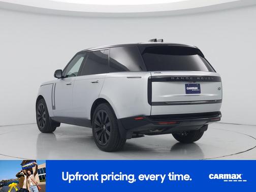 Silver 2023 Land Rover Range Rover SE