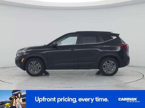 Black 2024 Kia Seltos S