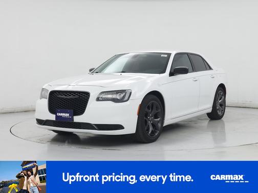 White 2023 Chrysler 300 Touring