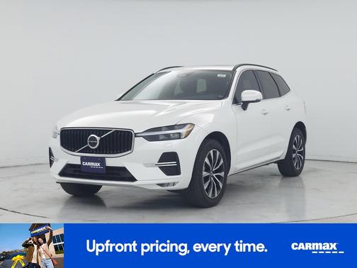 White 2023 Volvo XC60 B5 Core