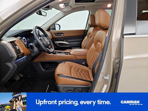 2023 Nissan Pathfinder Platinum