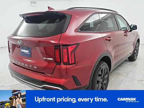 Burgundy 2021 Kia Sorento EX