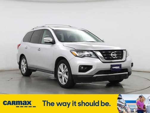 2019 Nissan Pathfinder SL