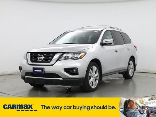 2019 Nissan Pathfinder SL