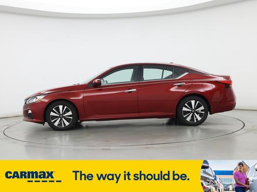 2022 Nissan Altima SV