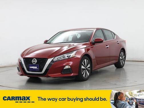 2022 Nissan Altima SV