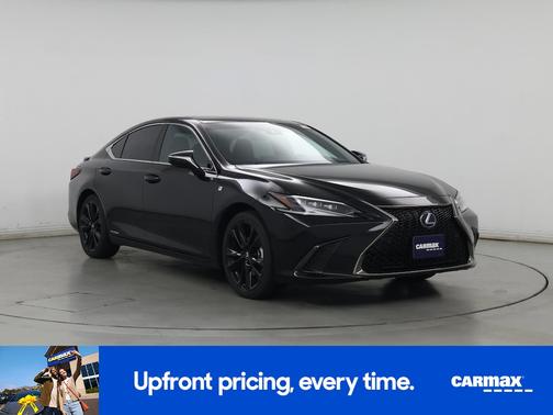 2022 Lexus ES 300h F-Sport
