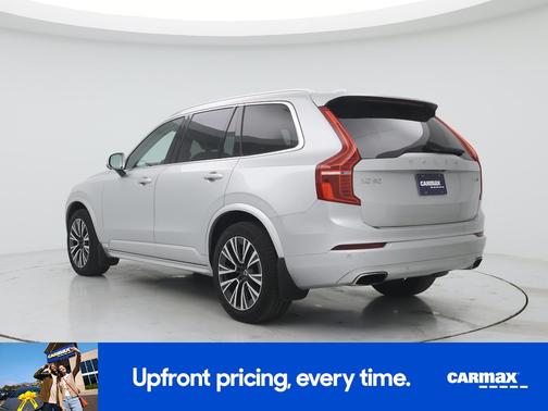 2021 Volvo XC90 T5 Momentum