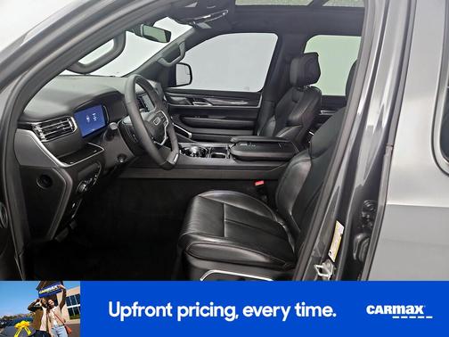 Gray 2023 Jeep Wagoneer