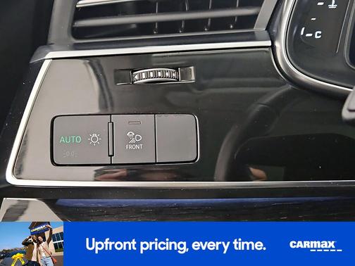 Black 2023 Audi Q7 Premium