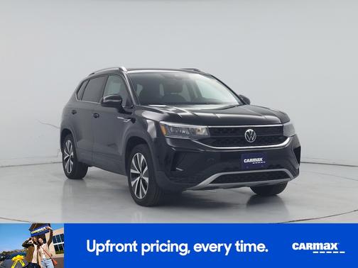 Black 2022 Volkswagen Taos SE