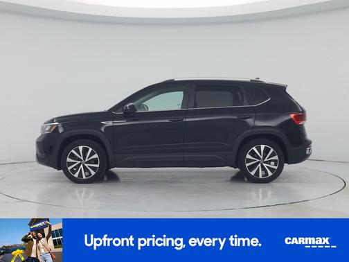 Black 2022 Volkswagen Taos SE