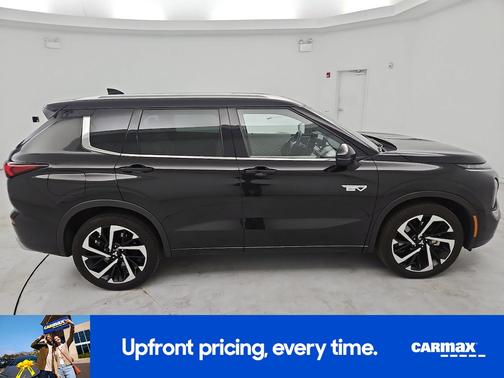 Black 2023 Mitsubishi Outlander PHEV SEL