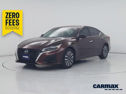 Burgundy 2024 Nissan Altima SV