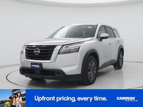 2022 Nissan Pathfinder S