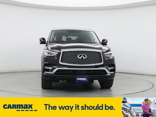 2022 INFINITI QX80 Luxe