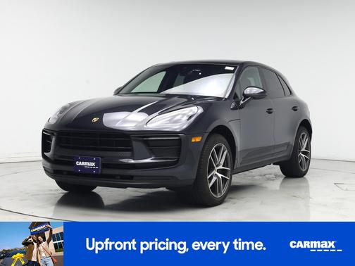 2022 Porsche Macan Base (PDK)