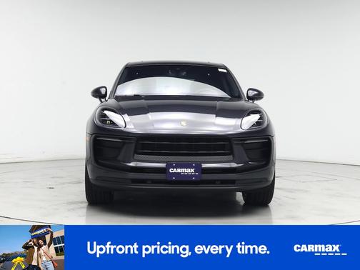 2022 Porsche Macan Base (PDK)
