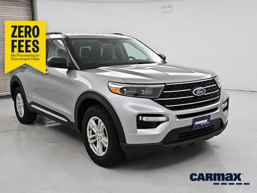 Gray 2022 Ford Explorer XLT