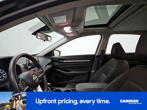 2022 Nissan Altima SV