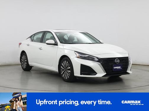 2023 Nissan Altima SV
