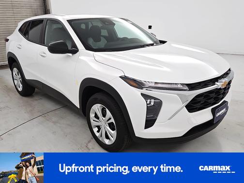 White 2024 Chevrolet Trax LS