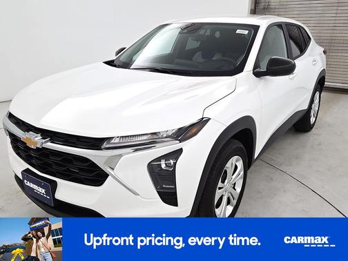 White 2024 Chevrolet Trax LS