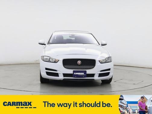 2019 Jaguar XE 25t Premium