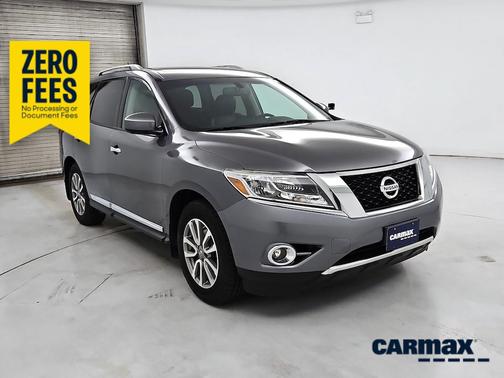 Gray 2016 Nissan Pathfinder SL