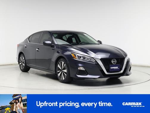 2022 Nissan Altima SV