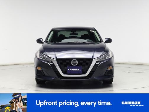 2022 Nissan Altima SV