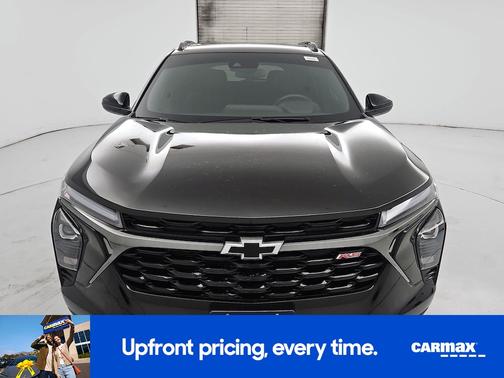 Black 2025 Chevrolet Trax 2RS