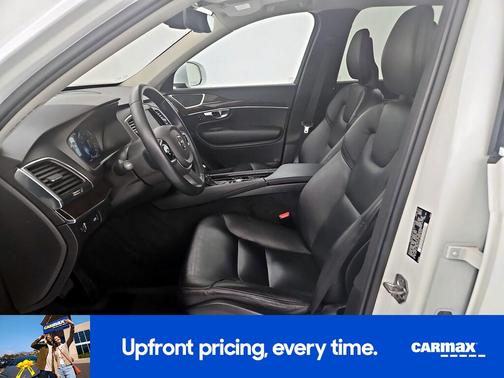 2018 Volvo XC90 T6 Momentum