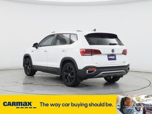 2022 Volkswagen Taos SE