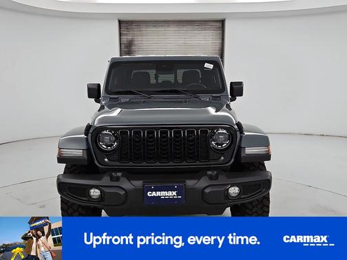 Gray 2024 Jeep Gladiator Willy's