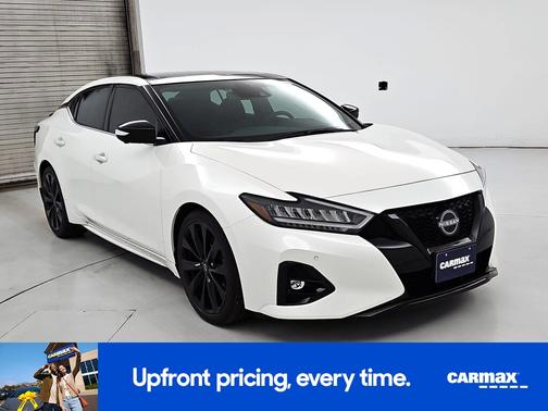 White 2023 Nissan Maxima SR